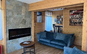 Gîte 5* piscine intérieure, sauna, à 20 mins des pistes de ski, à 300 m d’un Lac